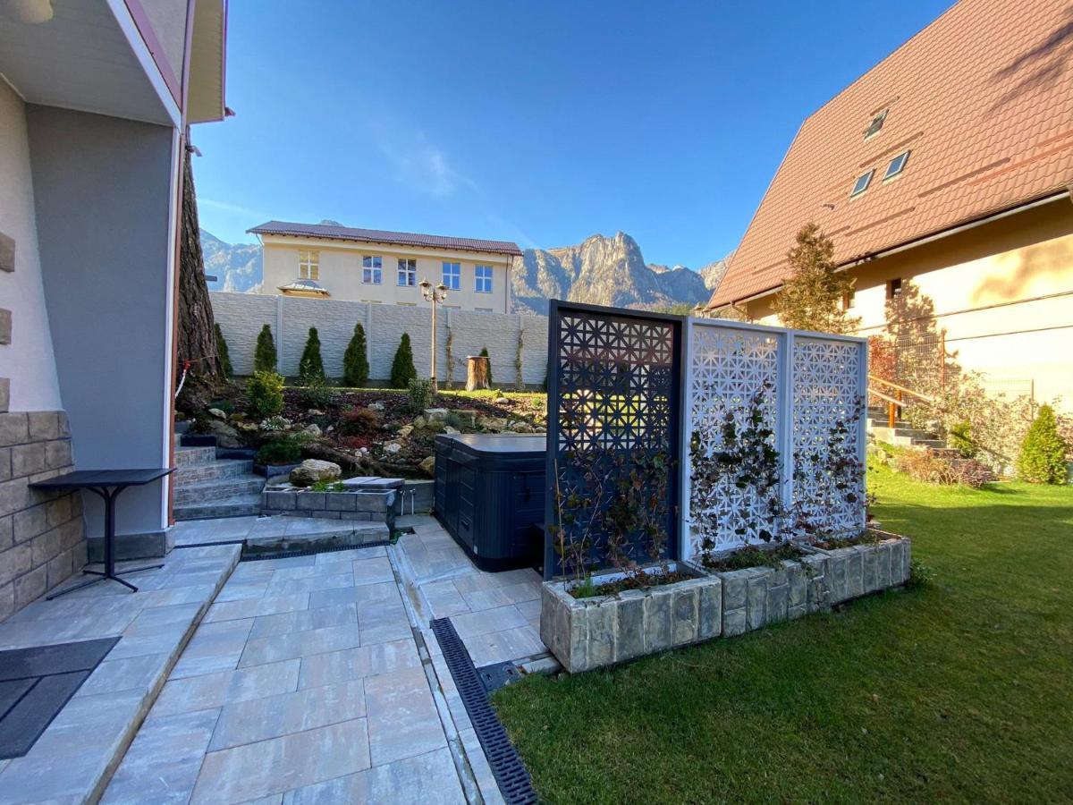 Royal Inn Busteni-Adults Only Esterno foto