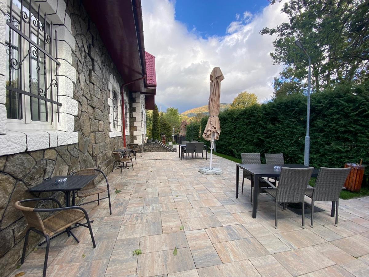 Royal Inn Busteni-Adults Only Esterno foto